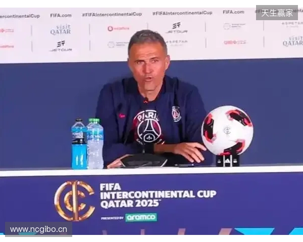 恩里克：阿什拉夫具备出战的条件；踢纽卡我们需要把控好局势