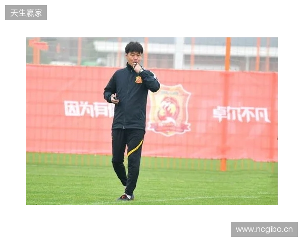 定南赣联官方:董一凡、杨帆、叶道鑫、李苏达等19名球员离队 定南赣联官方:董一凡、杨帆、叶道鑫、李苏达等19名球员离队